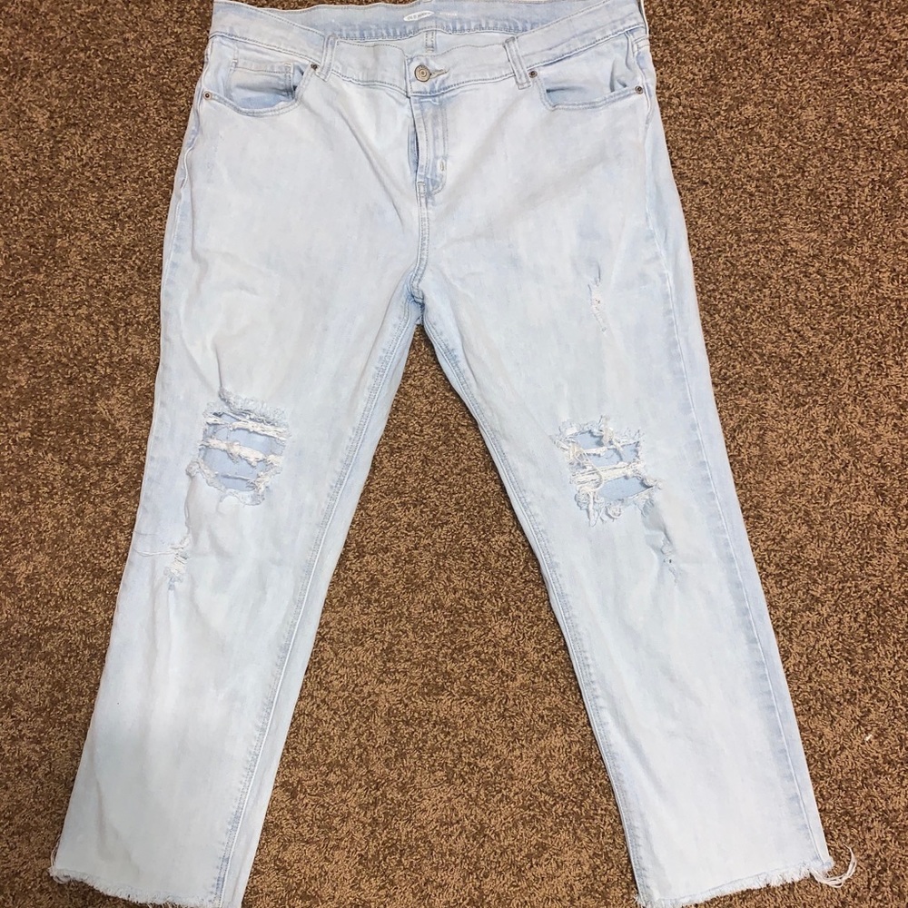Old Navy Light Wash Ripped Boyfriend Jean